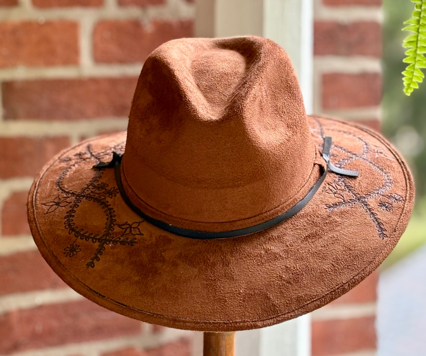 Amazing Grace Western Brown