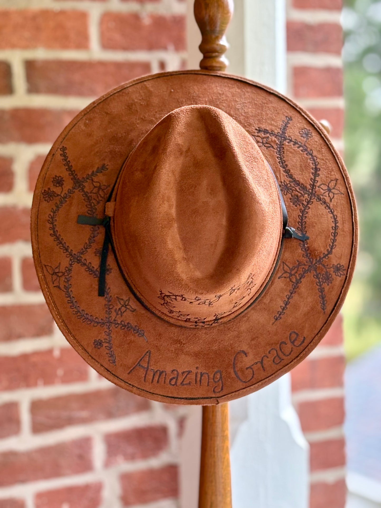 Amazing Grace Western Brown