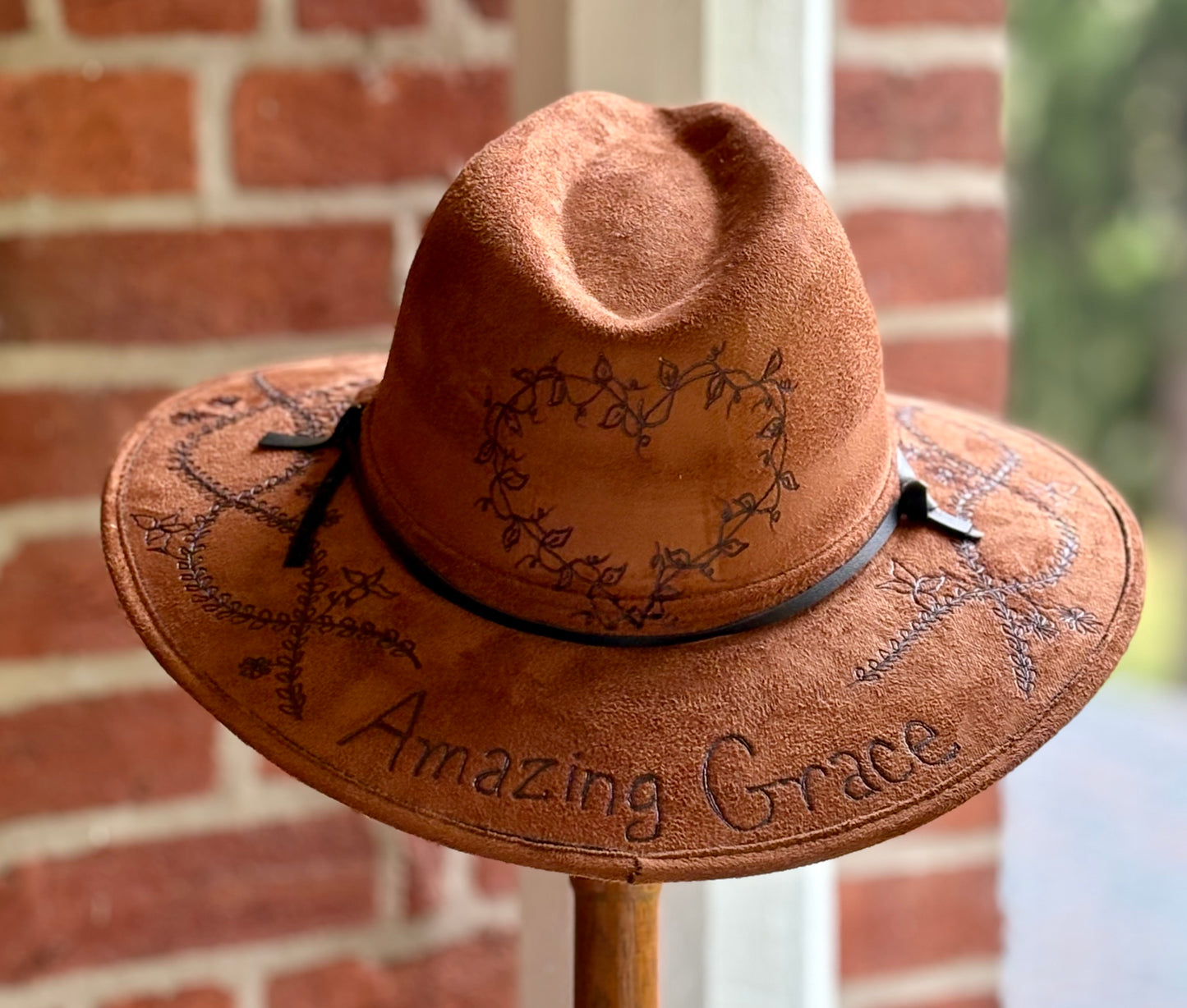 Amazing Grace Western Brown