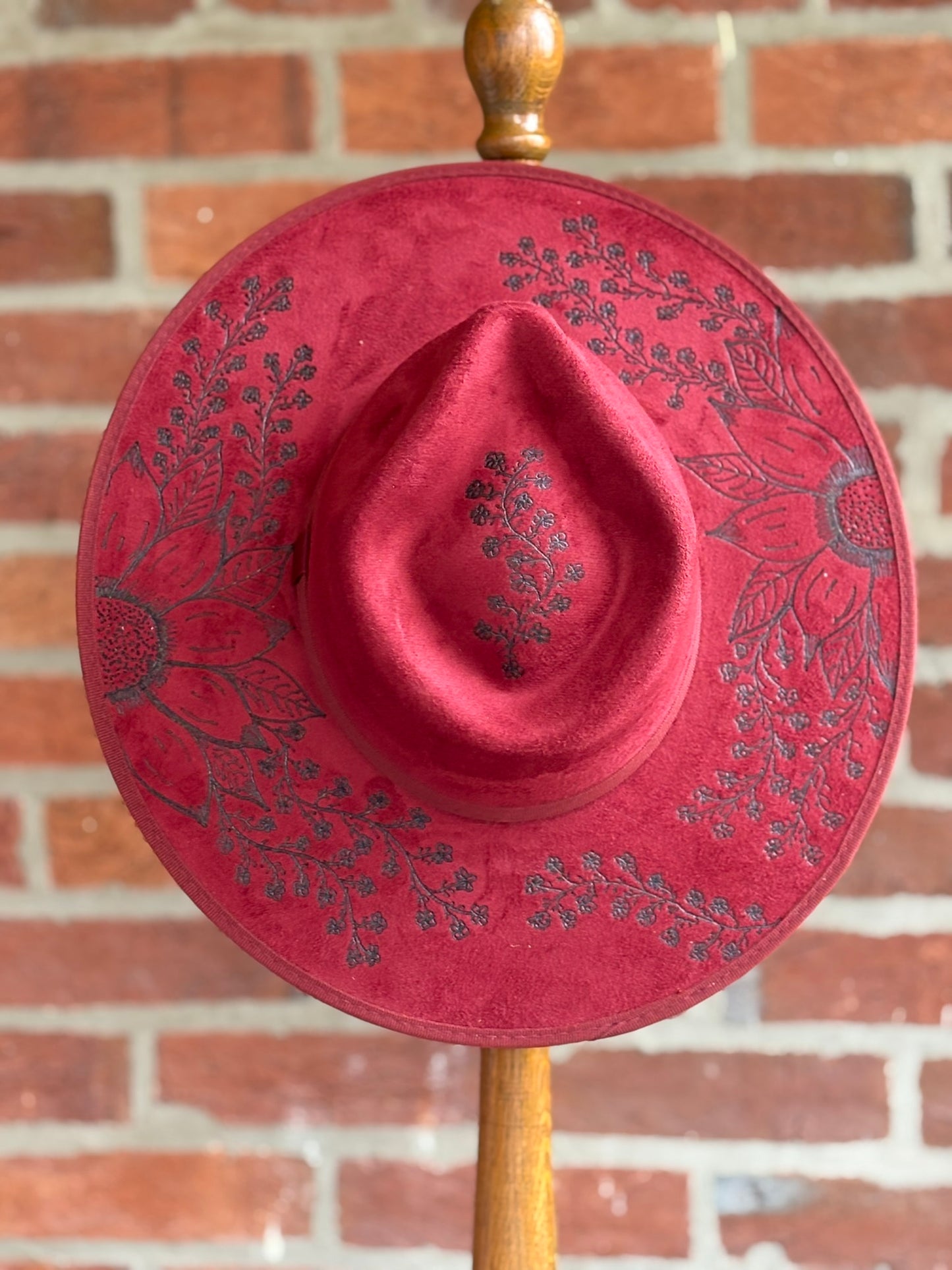 Wine Floral and Vine